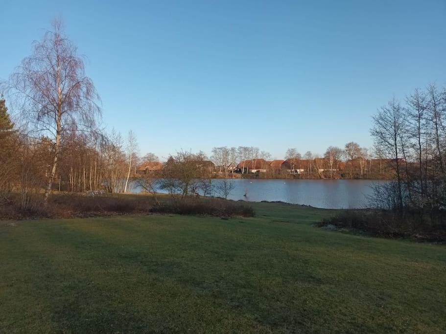 Urlaub Naehe Badesee Und Strand Berumbur Luaran gambar